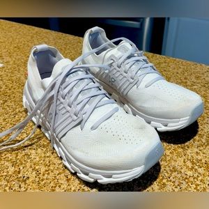 On Women Cloudswift 3 running shoe